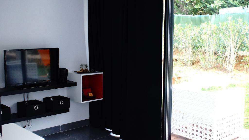 La Villa Blanche Sanary-sur-Mer Habitación foto