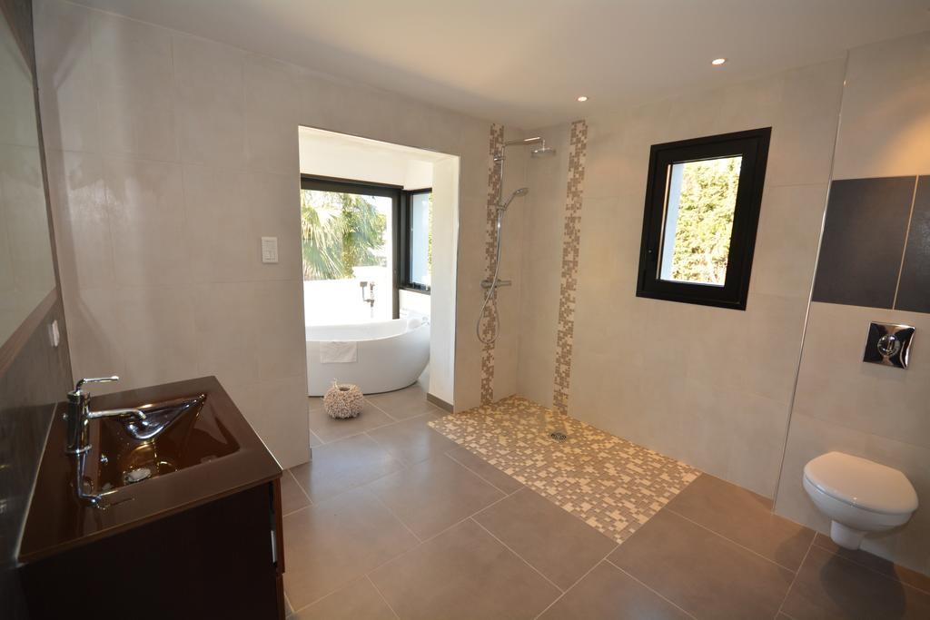 La Villa Blanche Sanary-sur-Mer Habitación foto